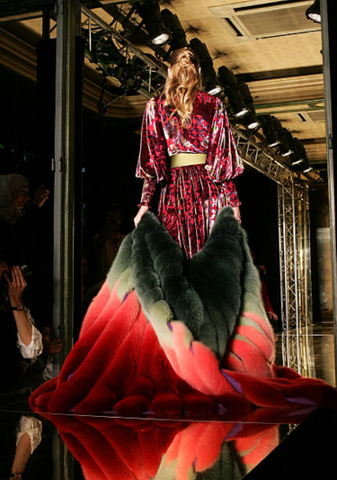 2005 Jean Louis Scherrer Runway Haute Couture Purple Paisley Dress