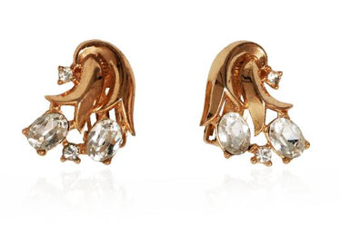 ARCHIVE - 1940s Trifari Gold Clip-On Earrings