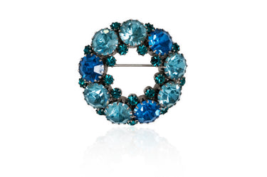 ARCHIVE - 1950s Weiss Blue Gemstone Wreath Brooch