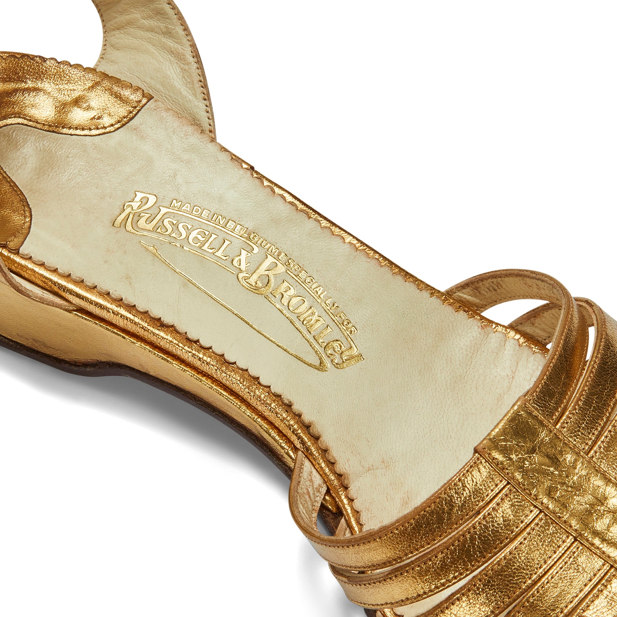 1930s Russell and Bromley Gold Low Wedge Sandal – CIRCA VINTAGE