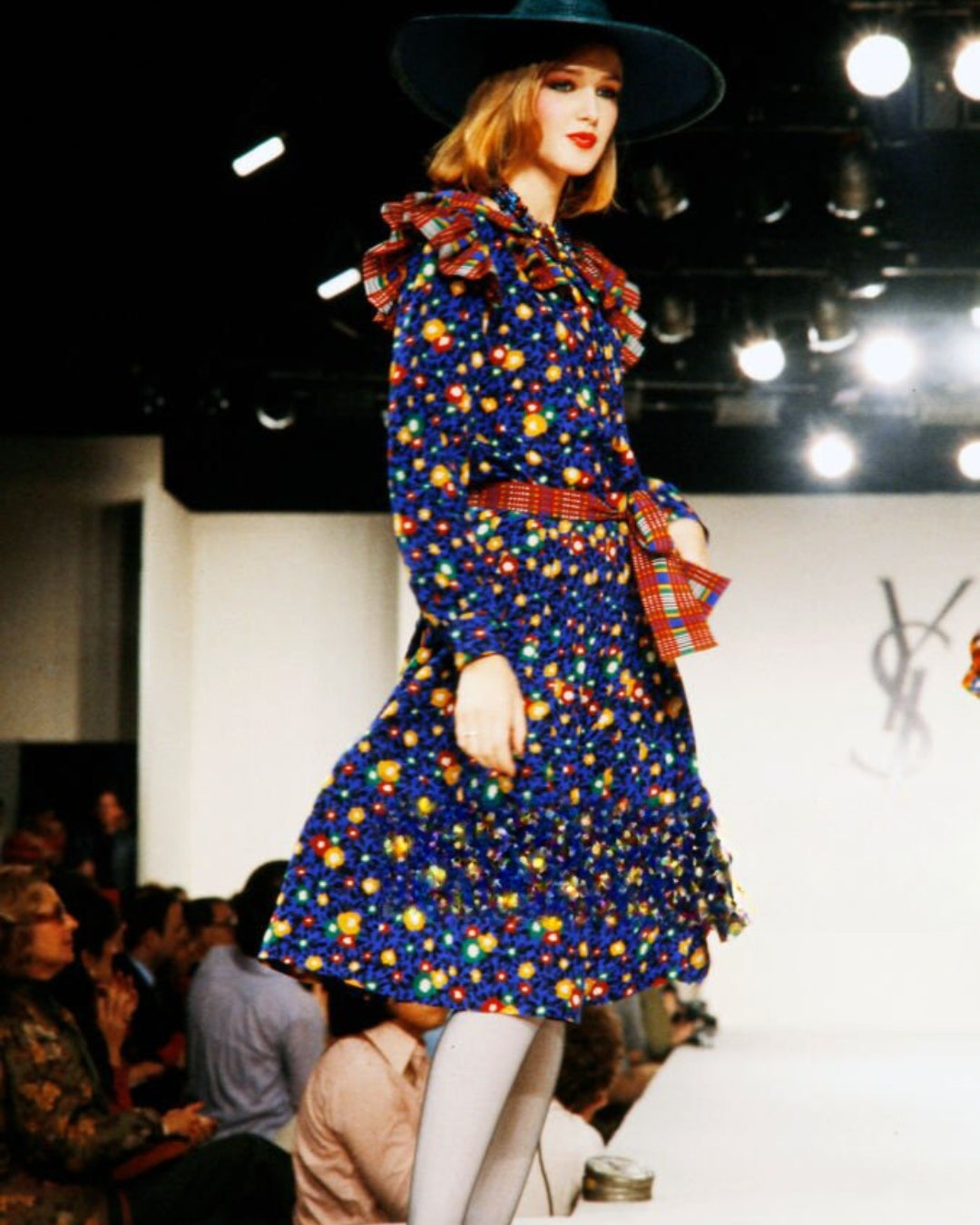 ARCHIVE - 1980 Yves Saint Laurent Runway Floral Print Shirtwaister Dre CIRCA VINTAGE ARCHIVE - 1980 Yves Saint Laurent Runway Floral Print Shirtwaister Dre CIRCA VINTAGE