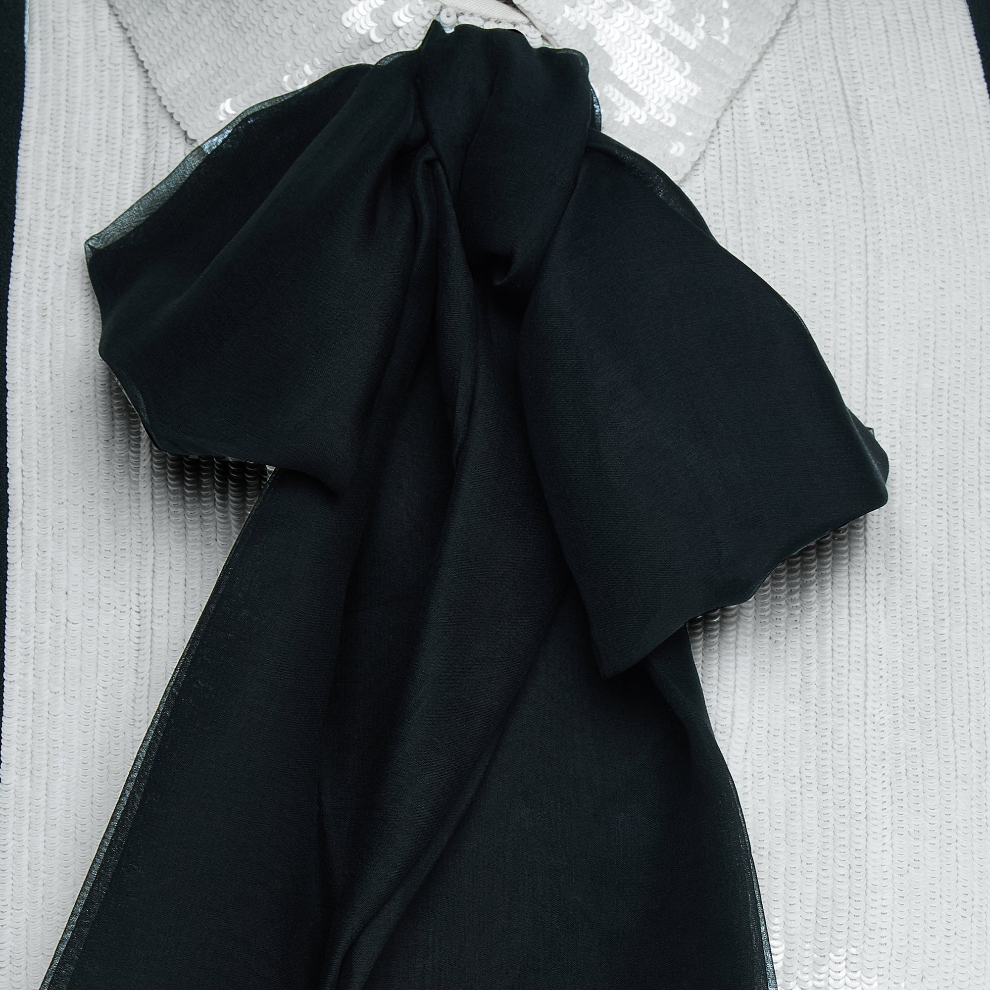 81ad887cd7035a23f7db31d021f0eb01