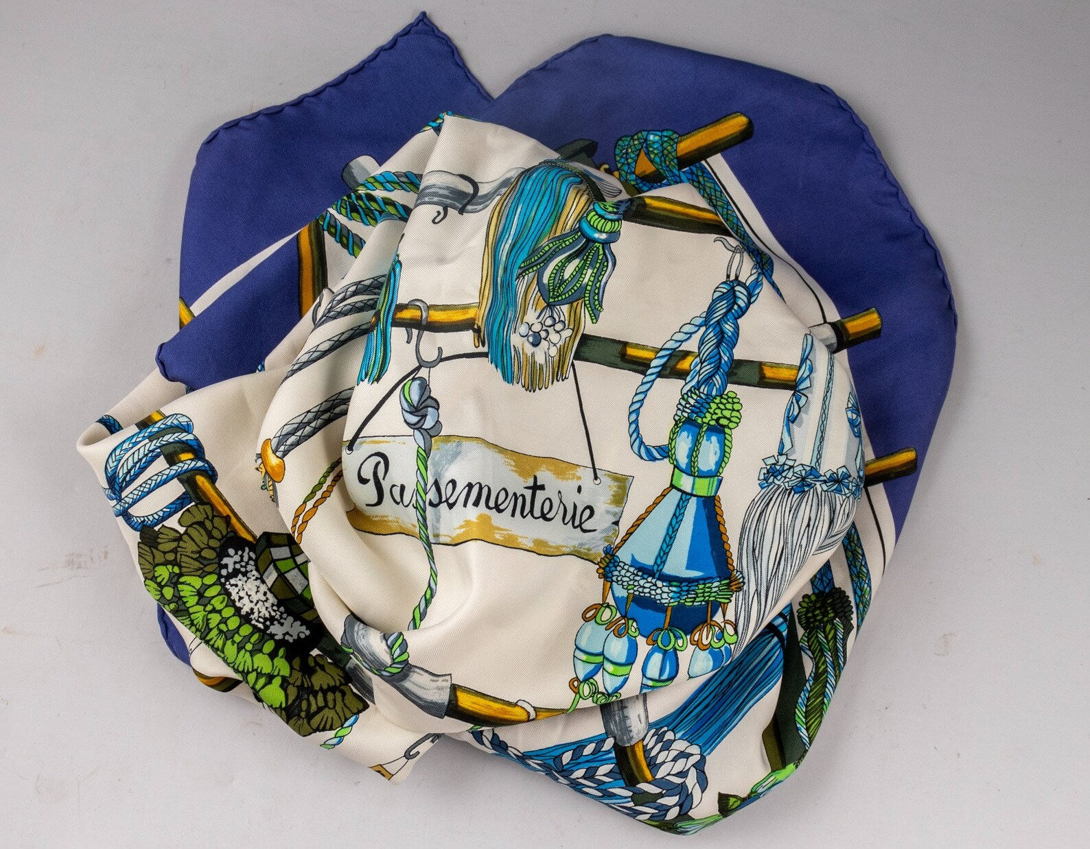 4be5e333fa50f847036584e205306c57