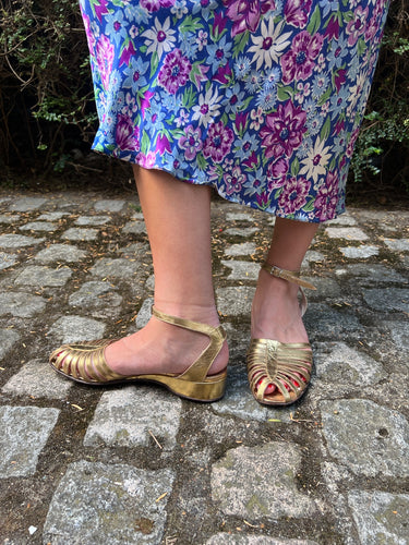 1930s Russell and Bromley Gold Low Wedge Sandal 39.5