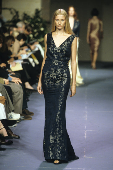 1999 Chloe Runway Documented Pink Jacquard Low-Back Gown