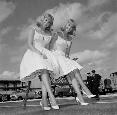ARCHIVE - 1950s Josselyne of Paris White Cotton Eyelet Dress