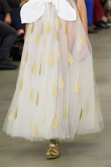 ARCHIVE - 2023 Giambattista Valli Runway Bow Bodice White Dress with Tulle Skirt