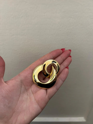 ARCHIVE - 1970s Christian Dior Gold Intertwined Circles Brooch