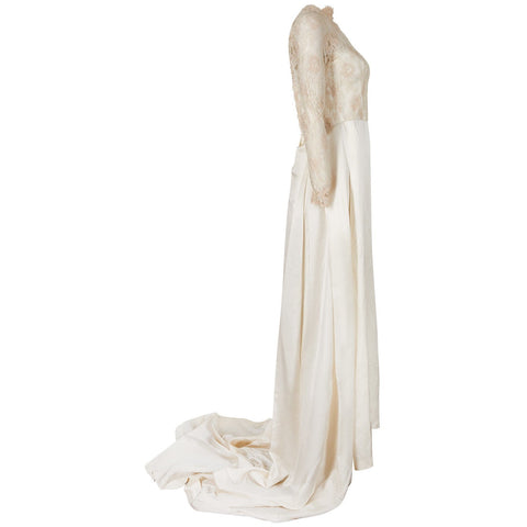 1950s Cream Silk and Lace Wedding Dress with Train