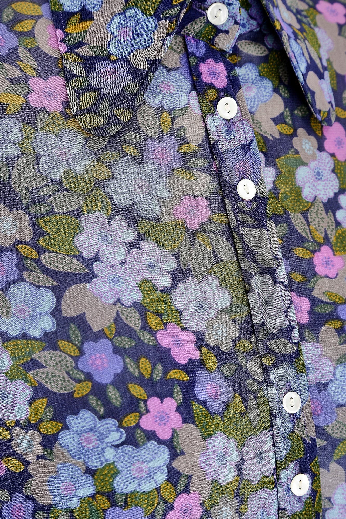 ARCHIVE - 1970s Jeff Banks Floral Dagger Collar Blouse