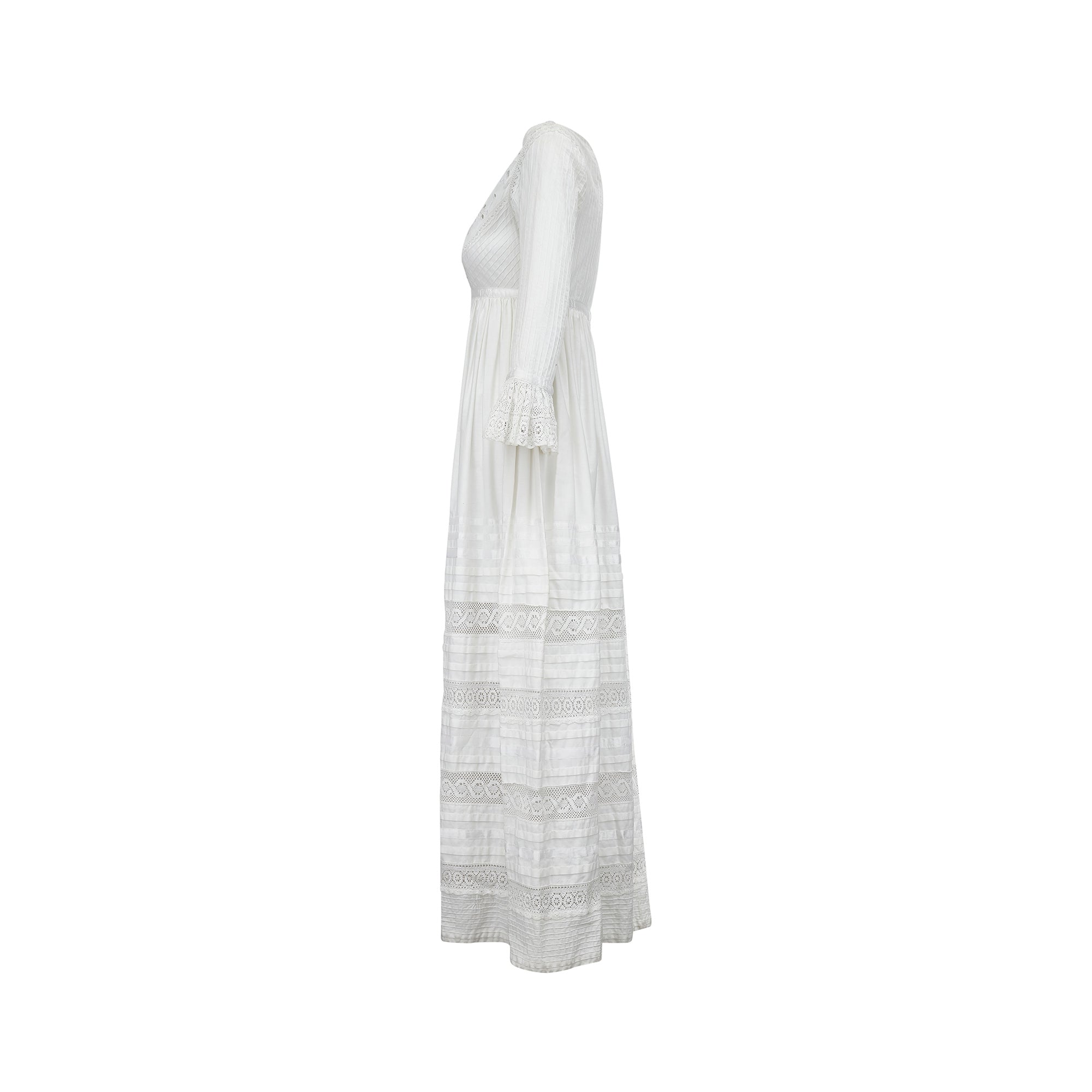 ARCHIVE: 1970s Mexican Cotton Wedding Dress CIRCA VINTAGE ARCHIVE: 1970s Mexican Cotton Wedding Dress CIRCA VINTAGE