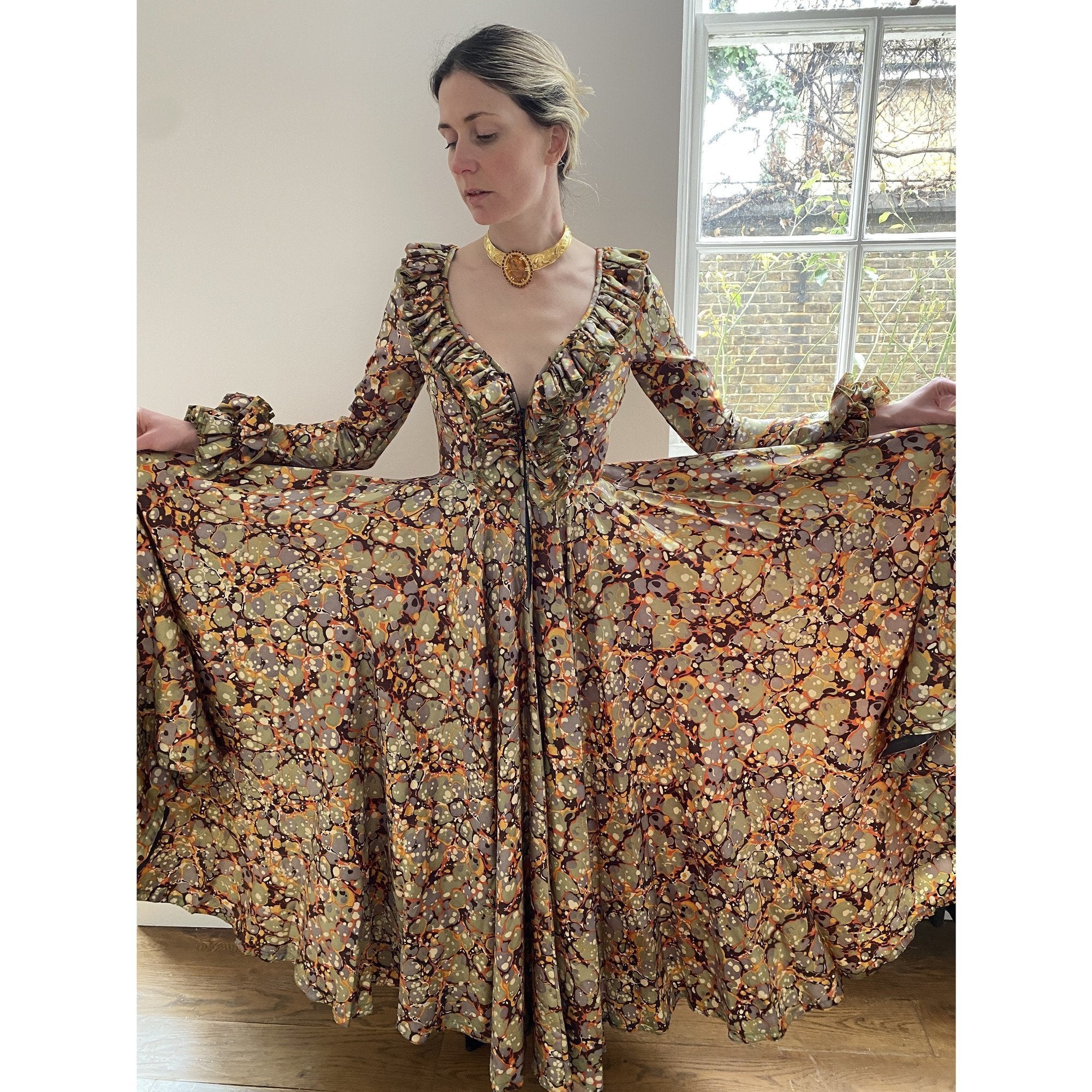 jean varon maxi dress 1970s Jean Varon Printed Maxi Dress Shrimpton Couture
