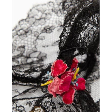 ARCHIVE - 1920s Black and Gold Lace Cap