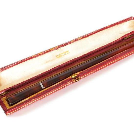 ARCHIVE - 1920s Cartier Tortoiseshell & Diamond Cigarette Holder
