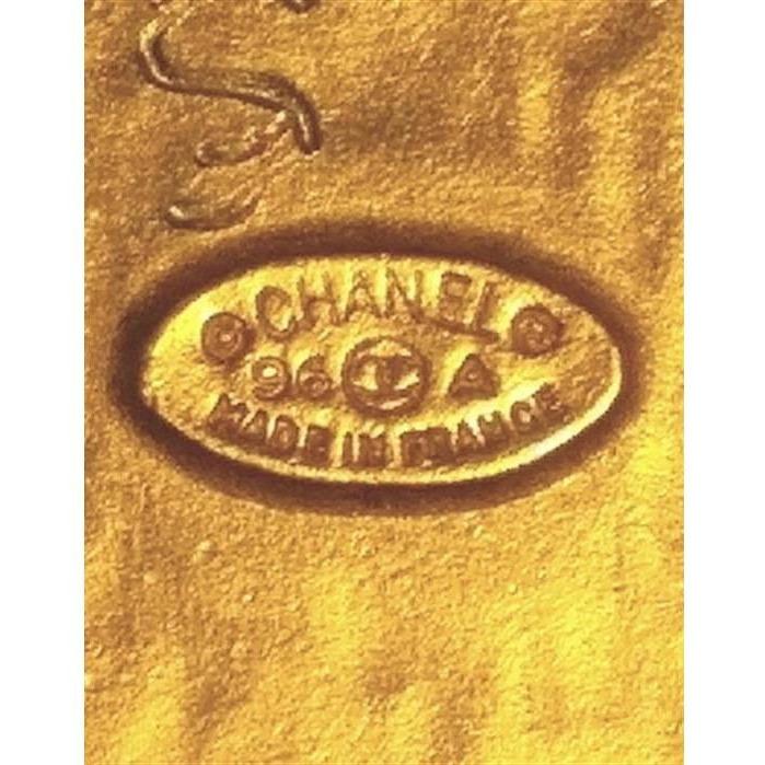 ARCHIVE - Chanel Gold Pearl Oval Cameo Double CC Brooch, 1990s