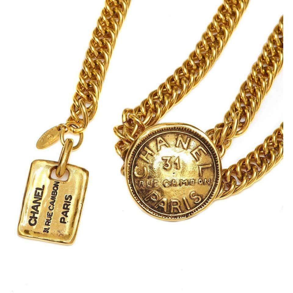 ARCHIVE - Vintage Chanel 1980s Rue Cambon chain belt with medallions
