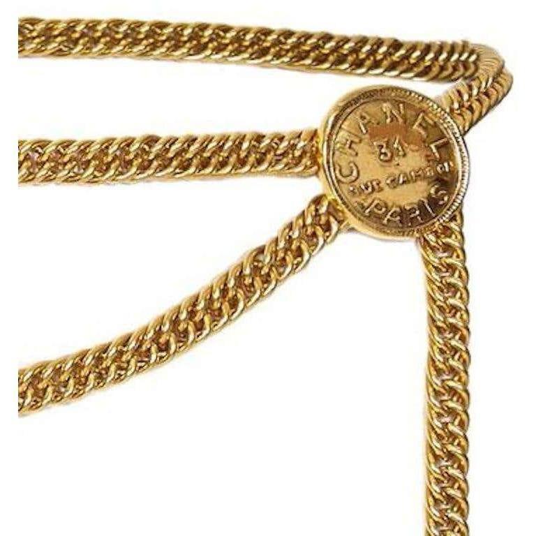 ARCHIVE - Vintage Chanel 1980s Rue Cambon chain belt with medallions